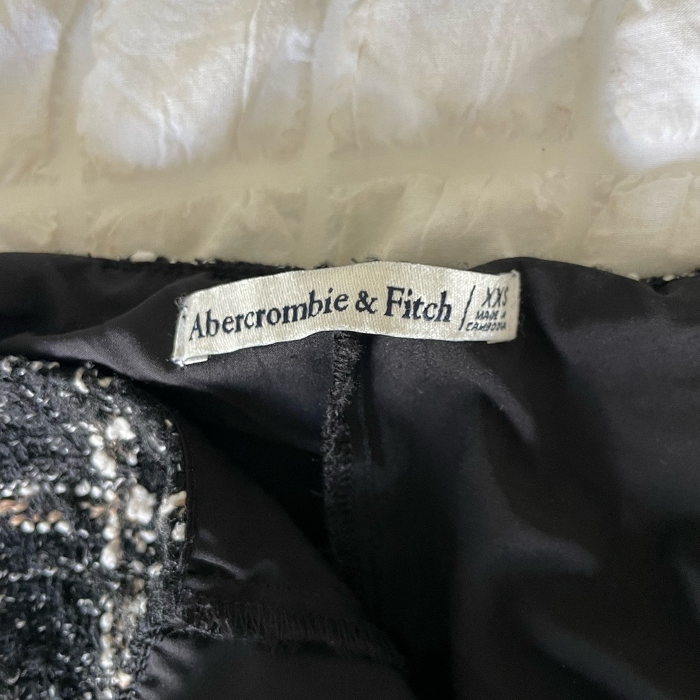 Abercrombie & Fitch tweed Pencil Mini Skort Black and White - Picture 4 of 8